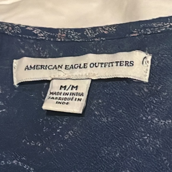 american eagle shirt - Picture 3 of 3